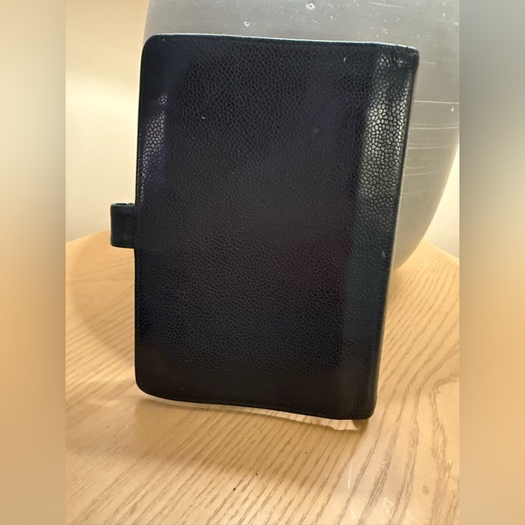 Vintage CHANEL Agenda - Picture 15 of 16